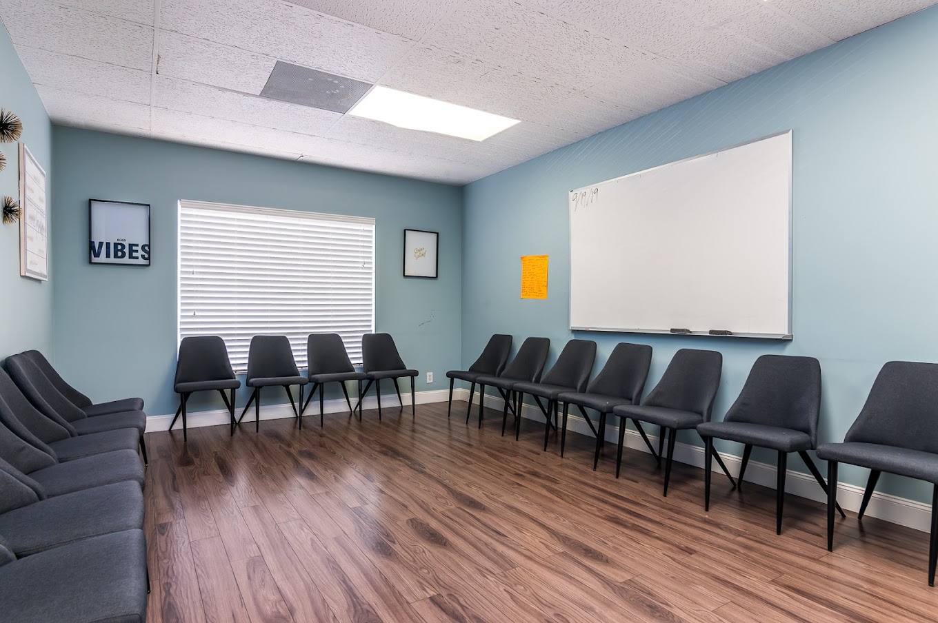 pompano group room